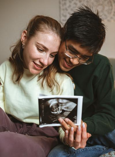 couple avec échographie