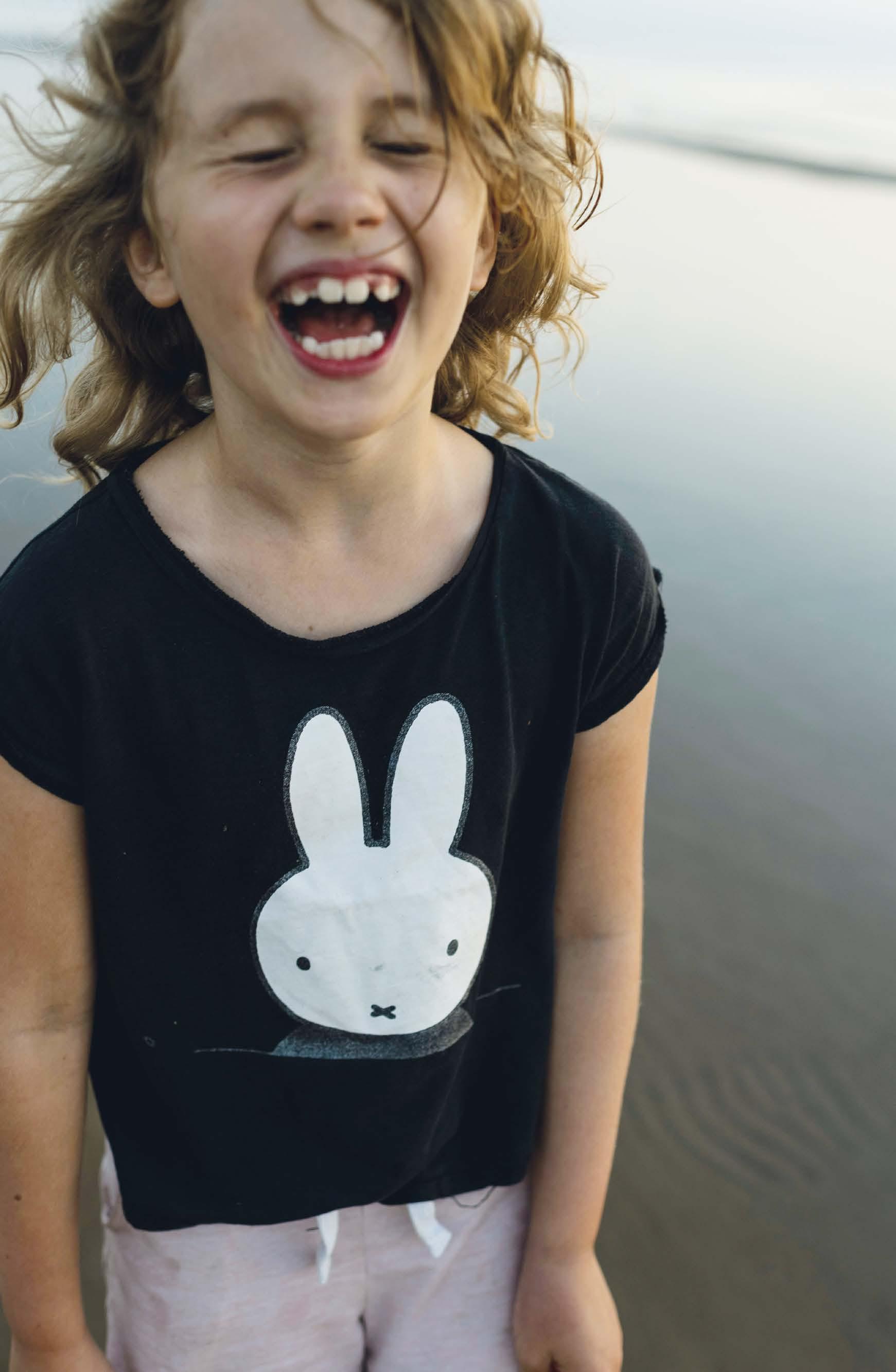 Fille souriante