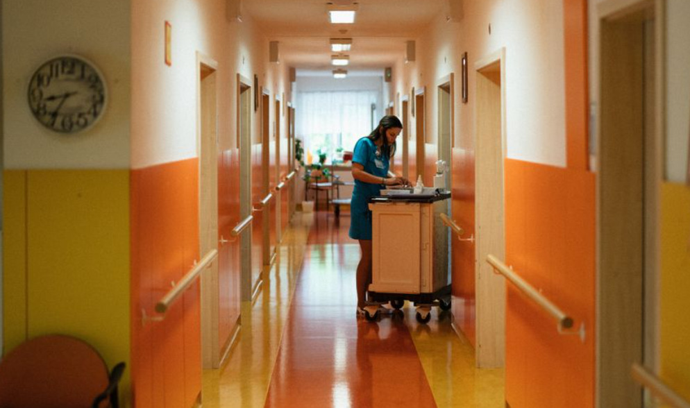 couloir d'hôpital